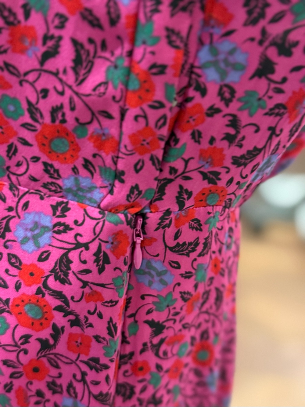 Veronica Beard Pink Floral V-Neck Long-Sleeve Midi Dress - Picture 10 of 16
